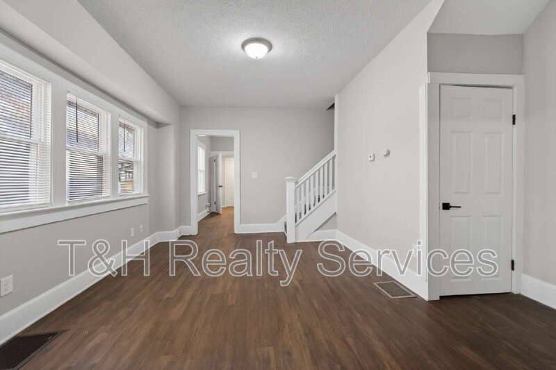 Apartment for rent at 926 W 32nd St, Indianapolis, IN 46208
