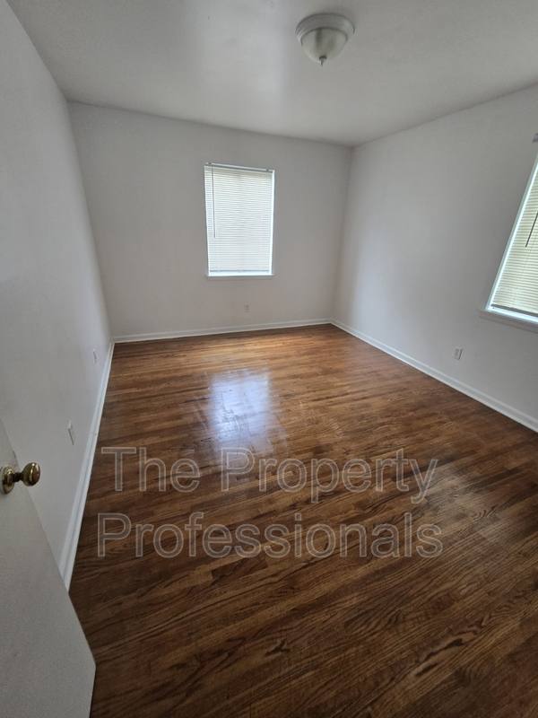Apartment for rent at 7719 7th Ave S, Birmingham, AL 35206