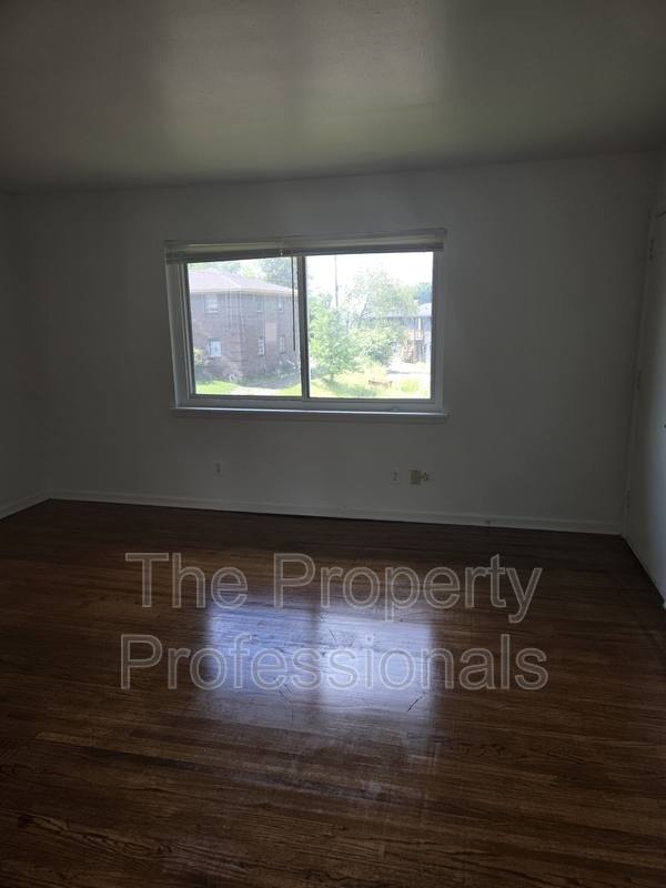 Apartment for rent at 7719 7th Ave S, Birmingham, AL 35206