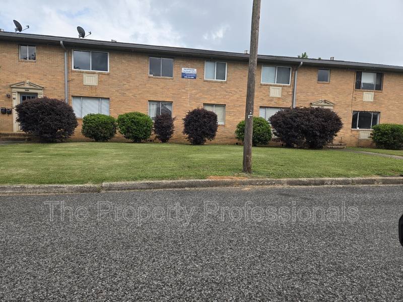 Apartment for rent at 7719 7th Ave S, Birmingham, AL 35206