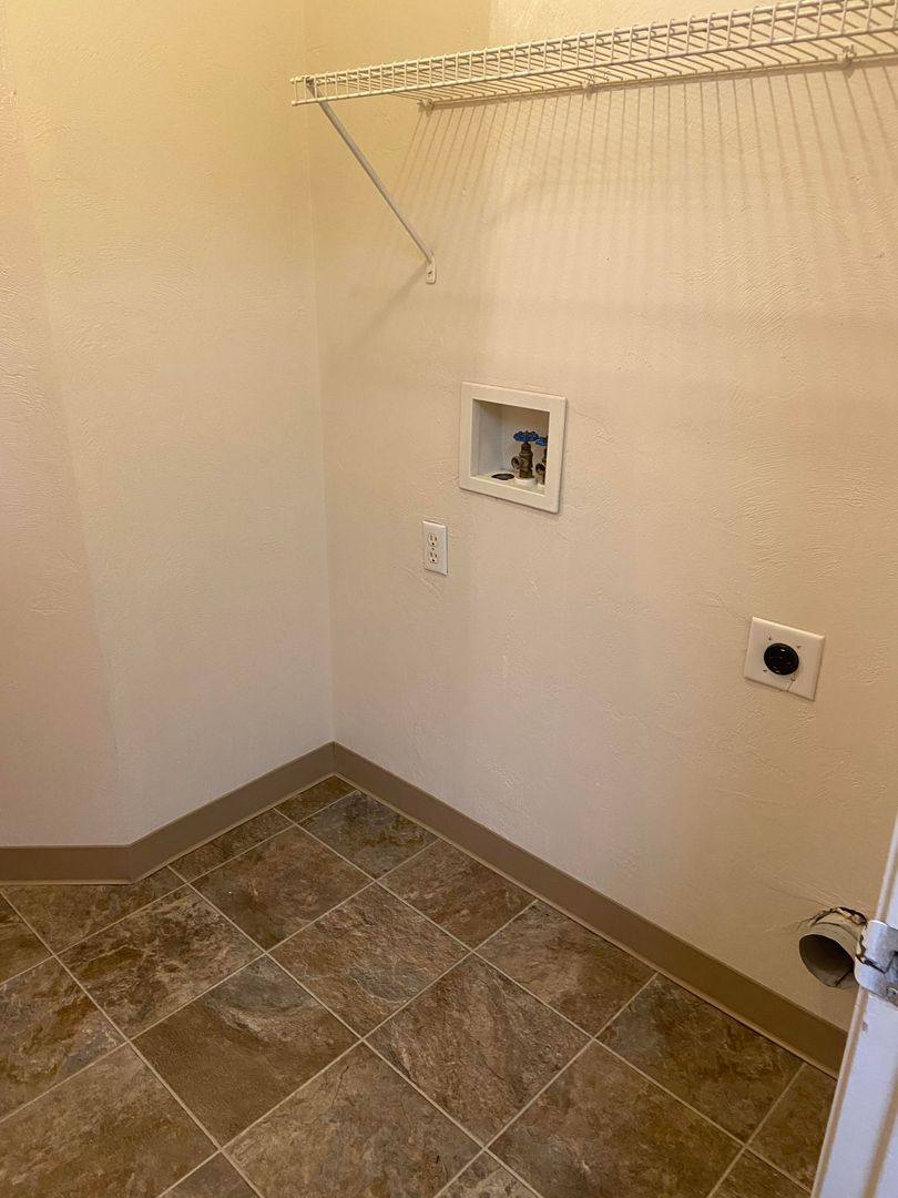 Apartment for rent at 960 Anderson Lane, Springfield, OR 97477
