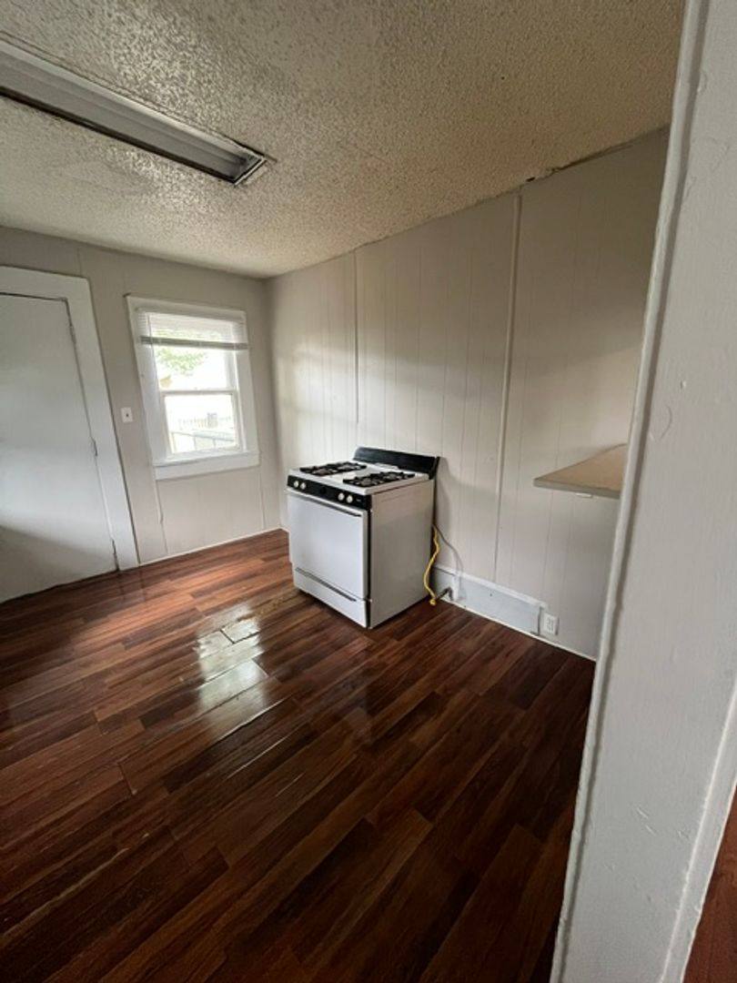 Apartment for rent at 702 N Buchanan, Amarillo, TX 79107