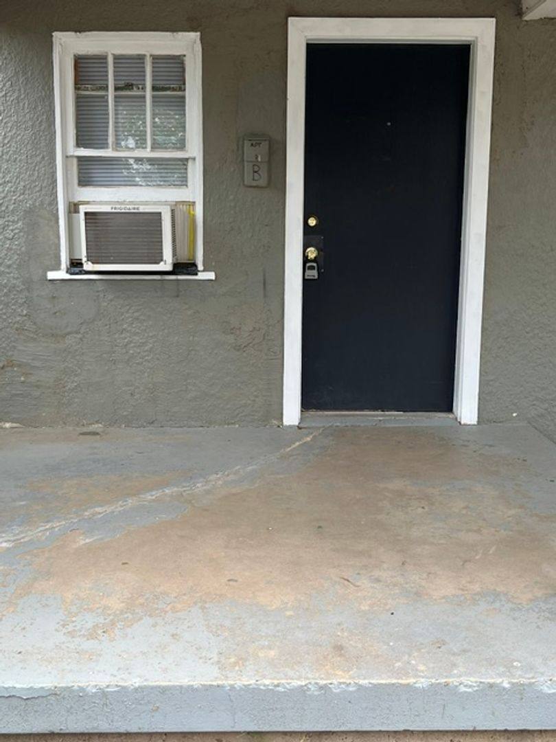 Apartment for rent at 702 N Buchanan, Amarillo, TX 79107