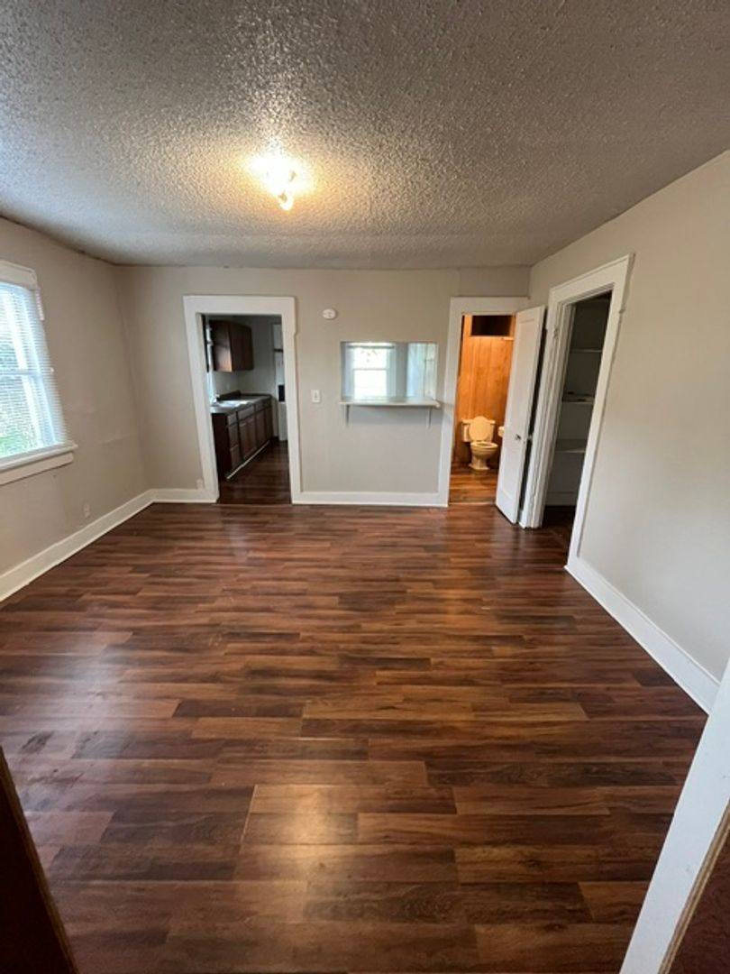 Apartment for rent at 702 N Buchanan, Amarillo, TX 79107