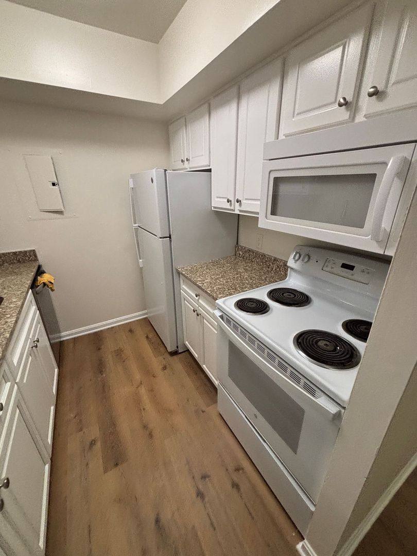 Apartment for rent at 18318 Streamside Dr #202, Gaithersburg, MD 20879