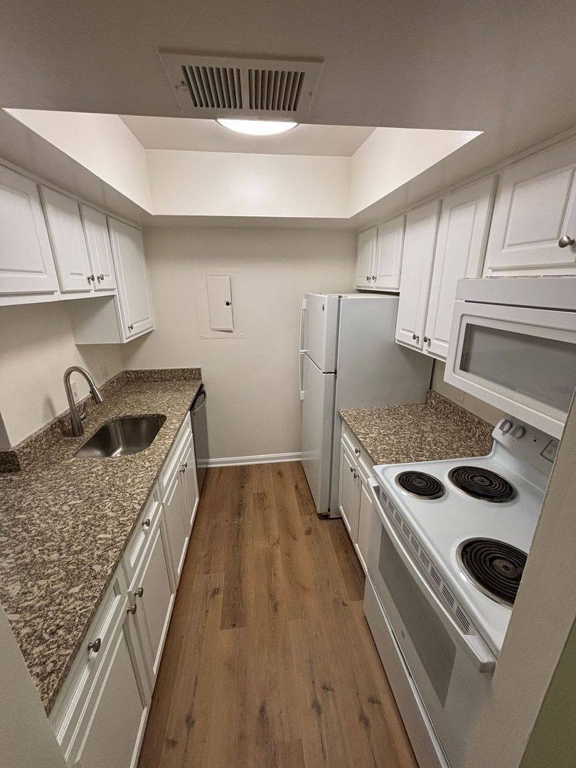 Apartment for rent at 18318 Streamside Dr #202, Gaithersburg, MD 20879