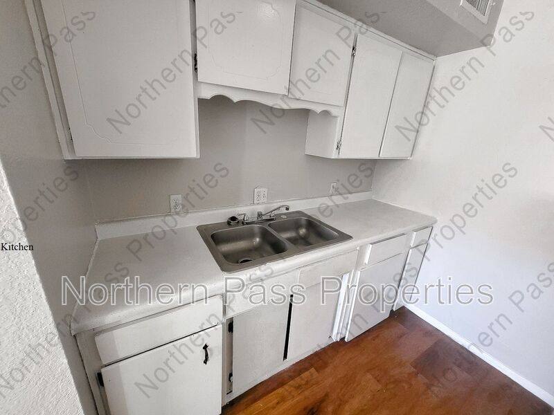 Apartment for rent at 5209 Carousel #6 R, El Paso, TX 79912