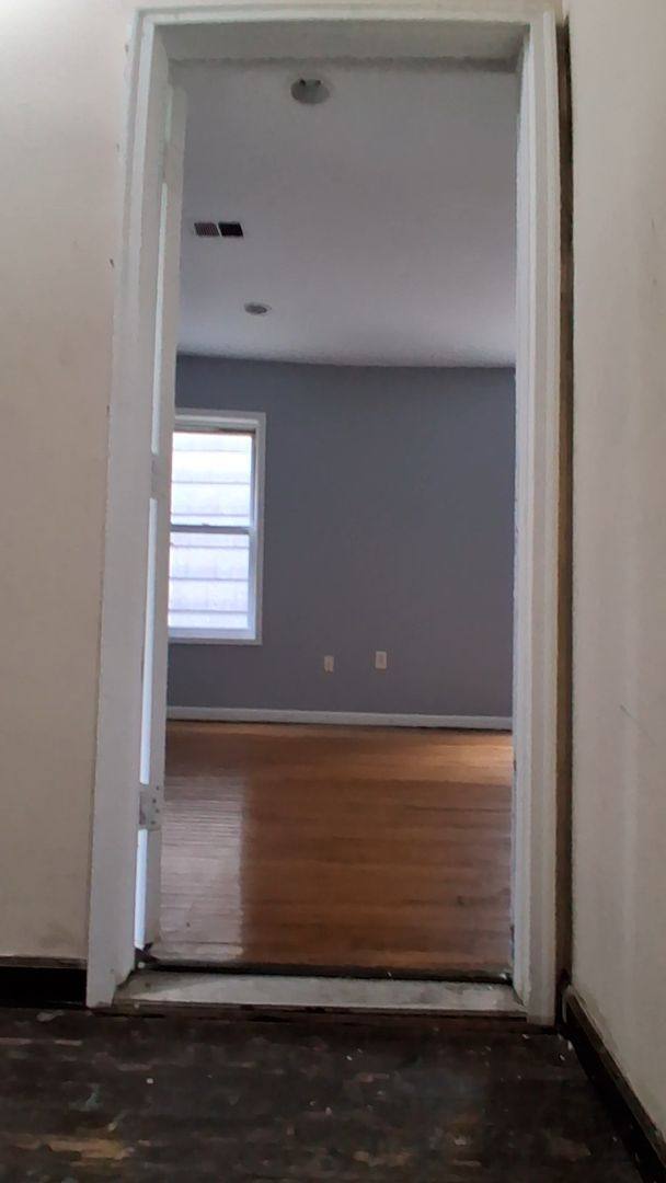 Apartment for rent at 483 Avon, Newark, NJ 07108