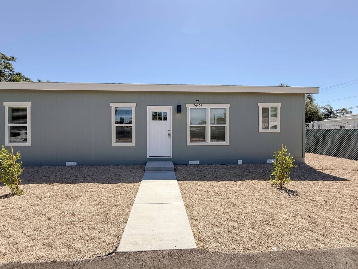 House for rent at 26454 N San Jacinto St, Hemet, CA 92543