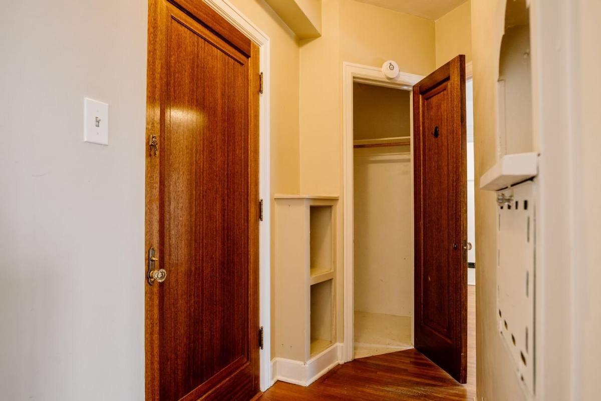 Apartment for rent at 121 5th St N, Great Falls, MT 59401