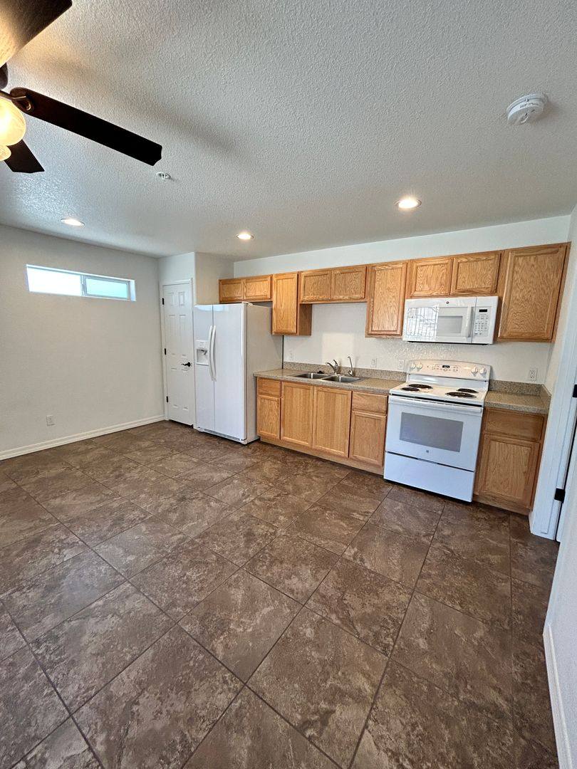 Apartment for rent at 2109 Injo Dr, Lake Havasu City, AZ 86403