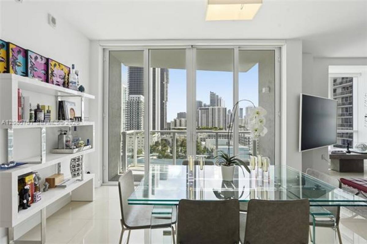 Apartment for rent at 601 NE 27th St, Miami, FL 33137
