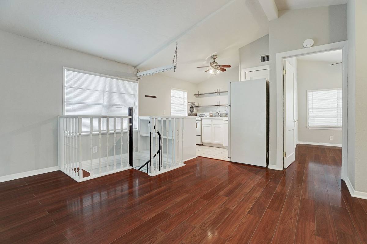 Apartment for rent at 1536 Michigan, Houston, TX 77006