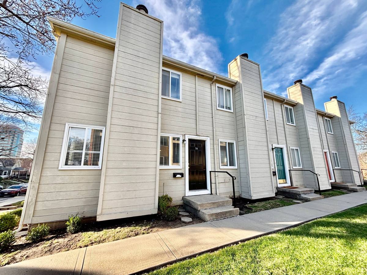 4420 Jarboe St, Kansas City, MO 64111 - Apartment for Rent - Image 2