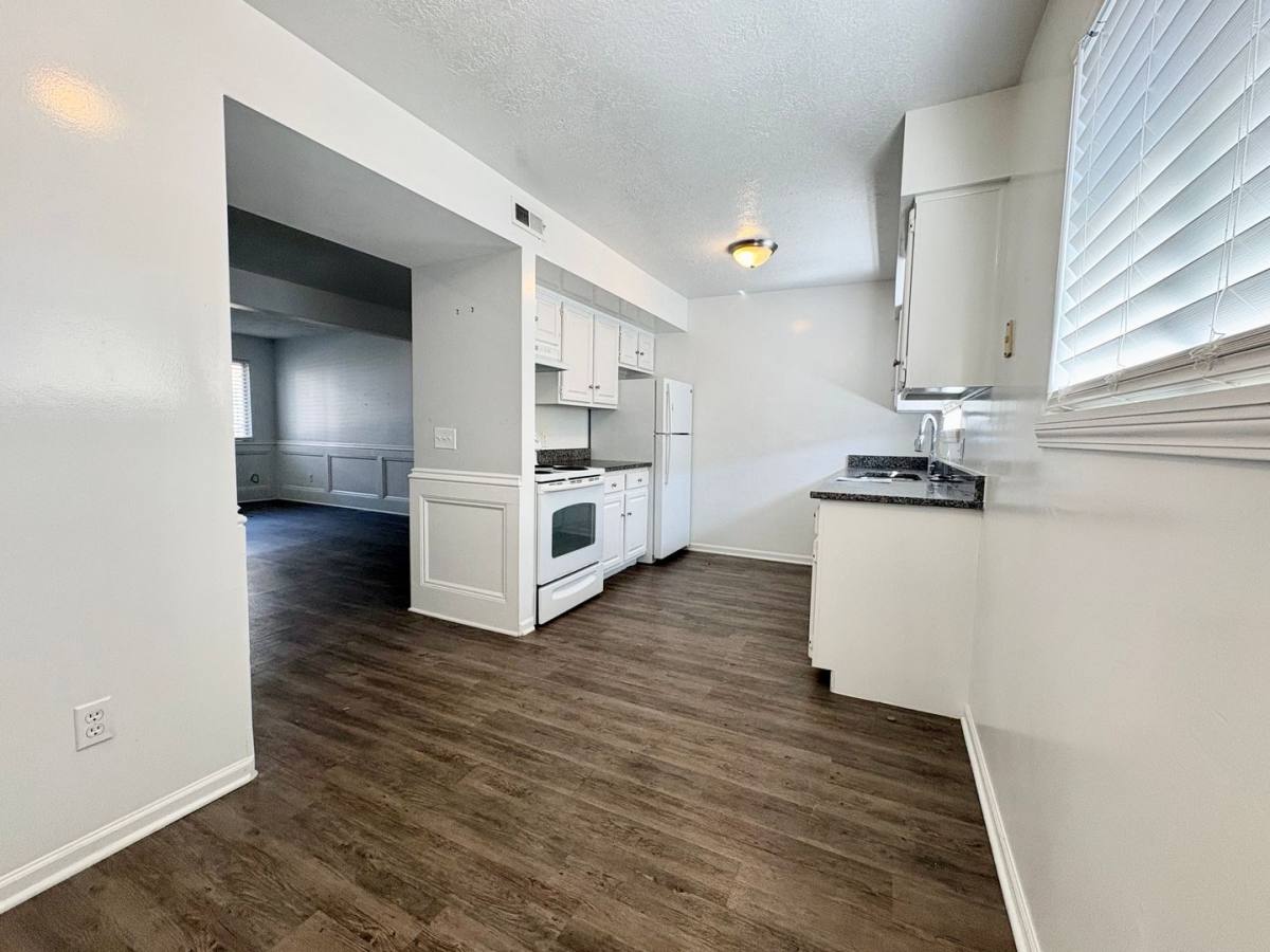 4420 Jarboe St, Kansas City, MO 64111 - Apartment for Rent - Image 5