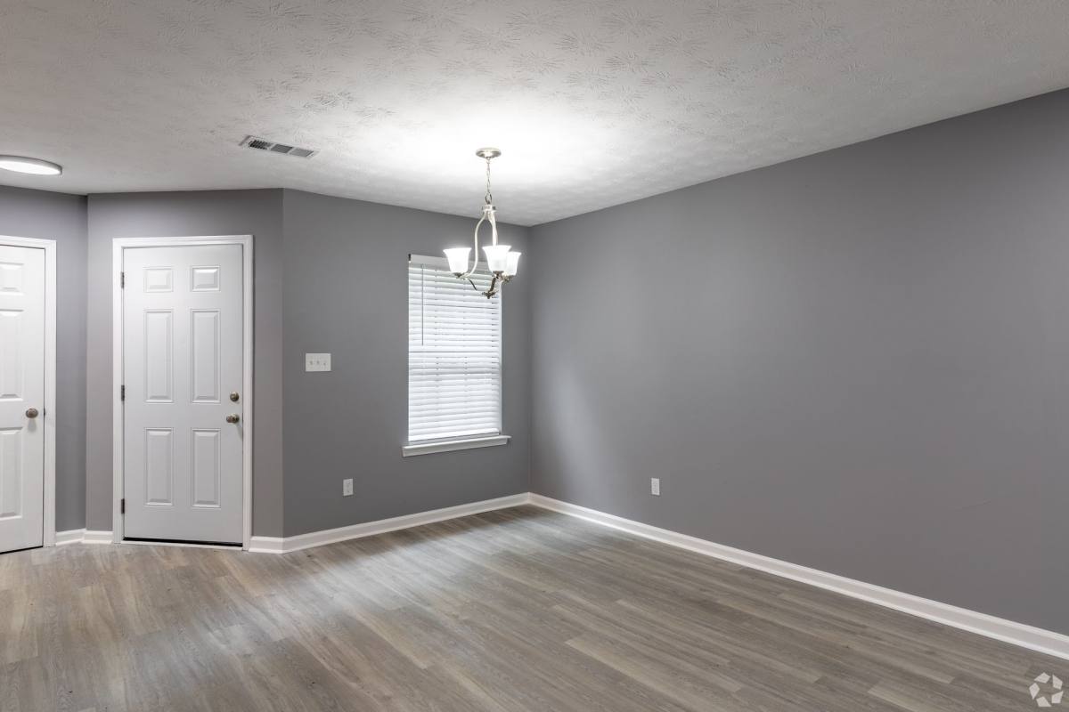 Apartment for rent at 563 Briar Hill Court, Riverdale, GA 30274