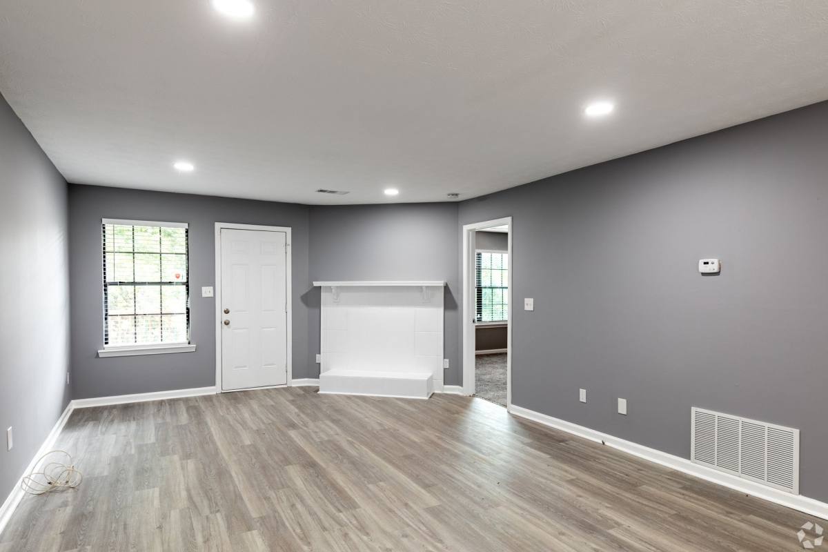 Apartment for rent at 563 Briar Hill Court, Riverdale, GA 30274