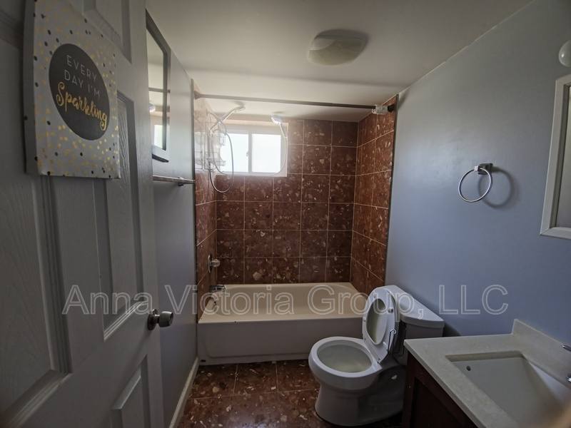 House for rent at 2317 Roslyn Ave, District Heights, MD 20747