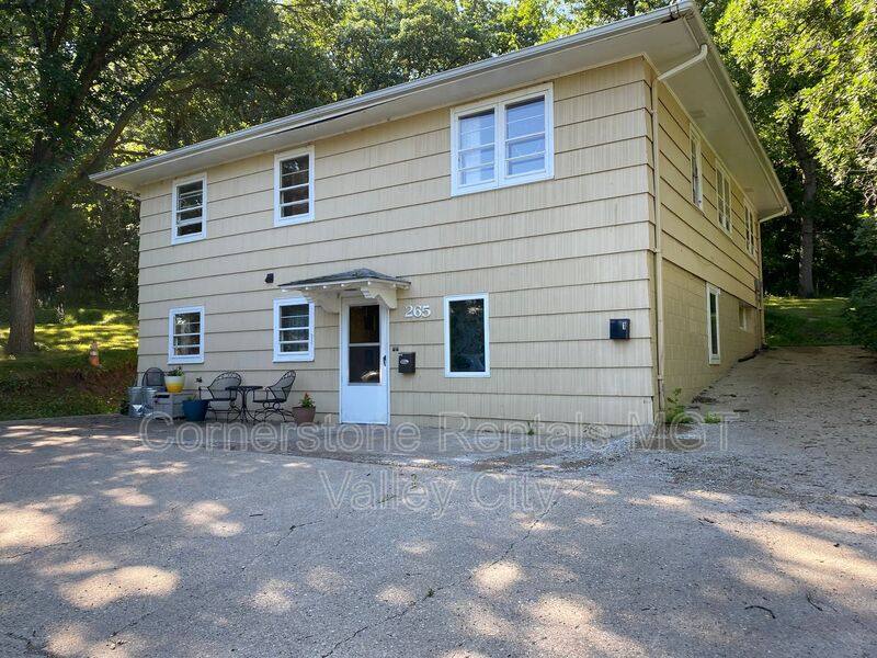 House for rent at 265 Viking Dr #2, Valley City, ND 58072