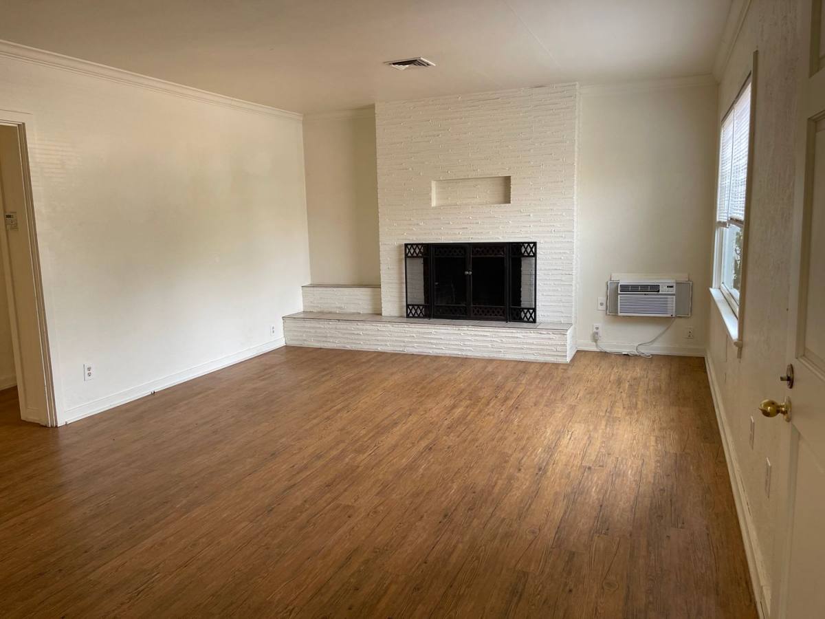 House for rent at 655 W Fairhaven St, Roseburg, OR 97471
