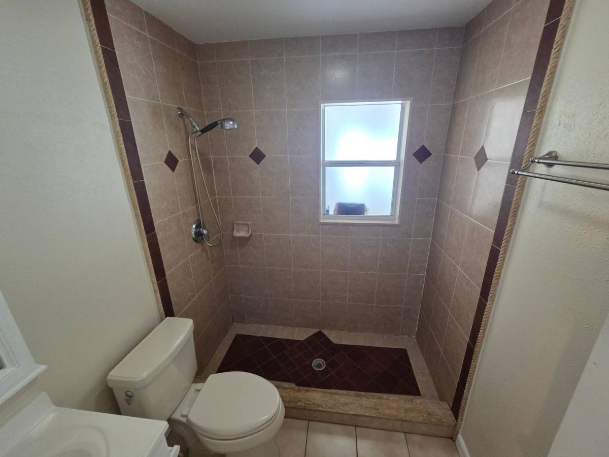 House for rent at 2910 W Pearl Ave, Tampa, FL 33611