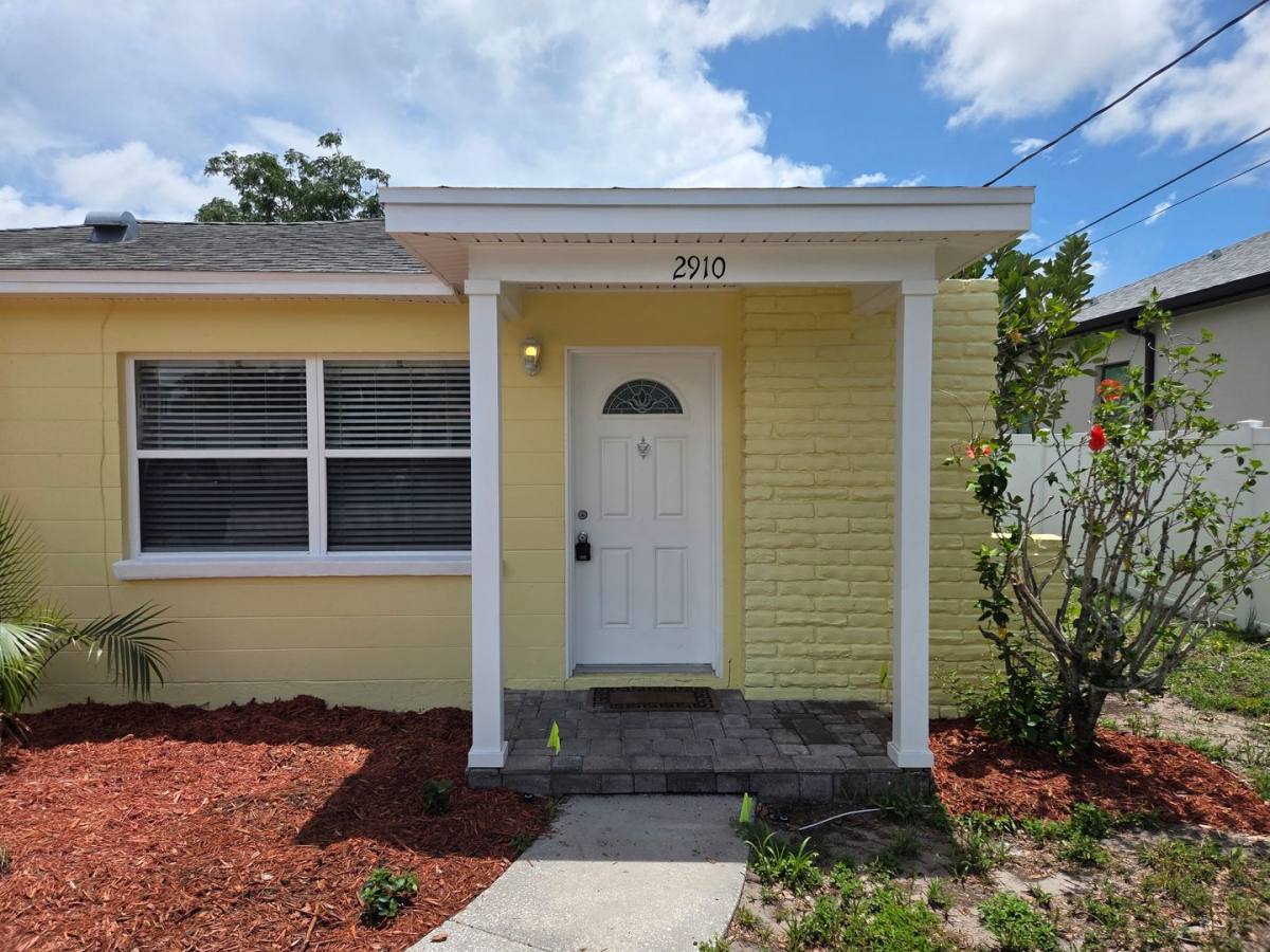 House for rent at 2910 W Pearl Ave, Tampa, FL 33611