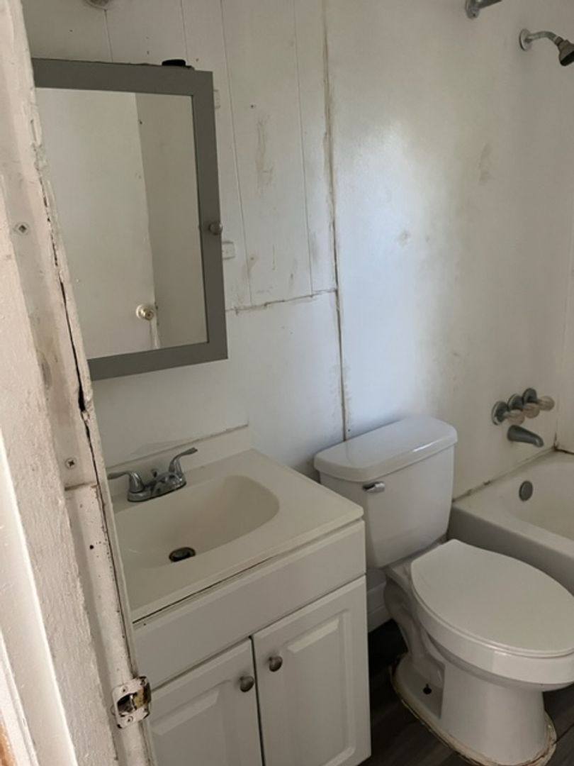House for rent at 1610 N Anglin, Cleburne, TX 76031