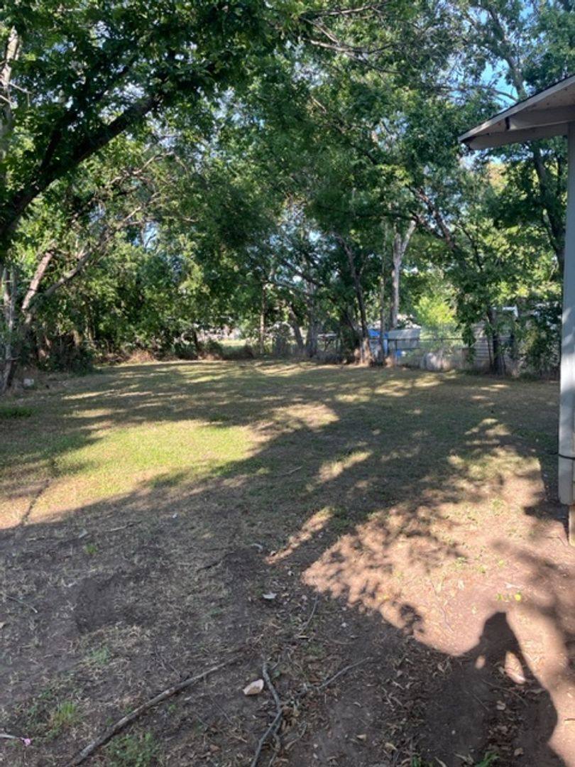 House for rent at 1610 N Anglin, Cleburne, TX 76031