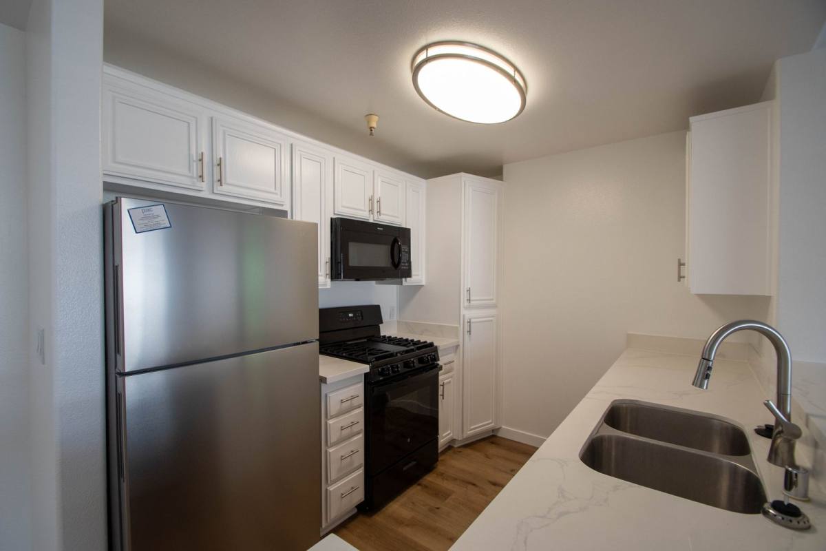 Apartment for rent at 11311 Morrison St, North Hollywood, CA 91601