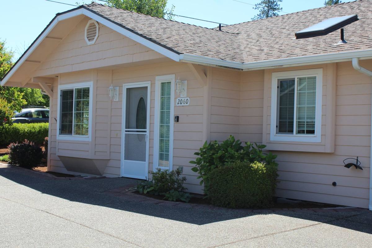 Apartment for rent at 2060 Hubbard Lane, Grants Pass, OR 97527