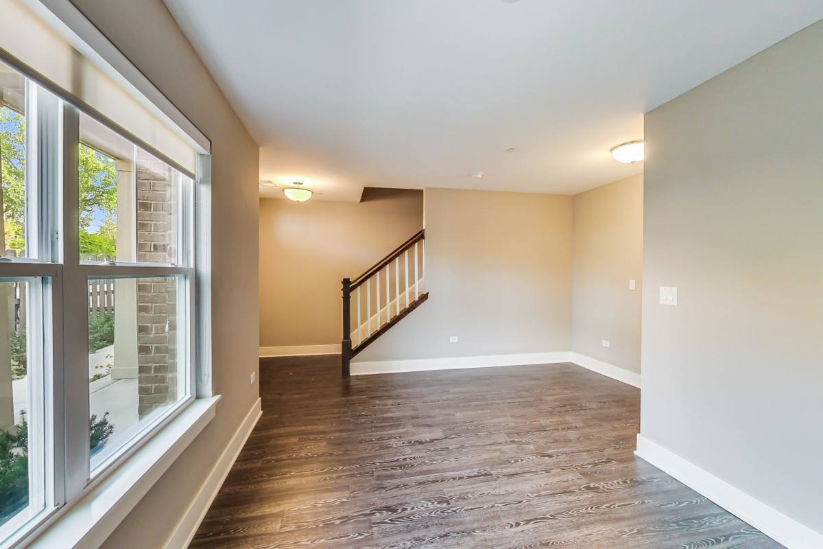 Apartment for rent at 25 Clay Ave, Highwood, IL 60040