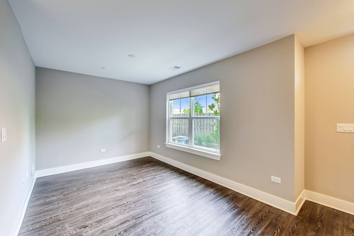 Apartment for rent at 25 Clay Ave, Highwood, IL 60040