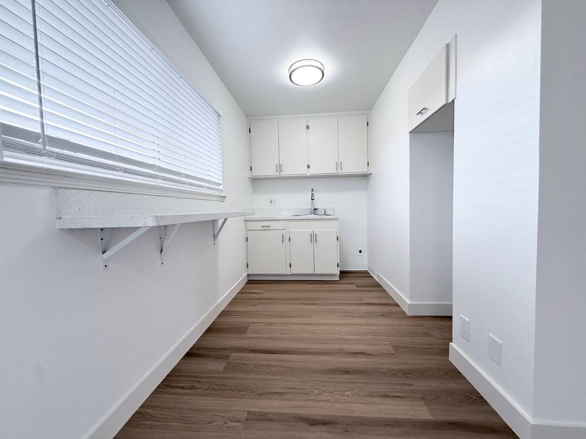 Apartment for rent at 1239 Oak Grove Ave, Burlingame, CA 94010