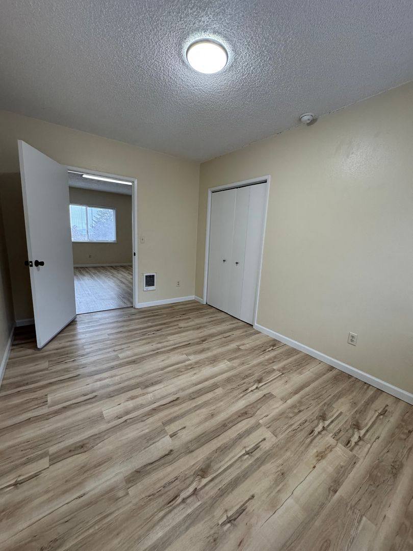 Apartment for rent at 6407 Harvey B, Klamath Falls, OR 97603