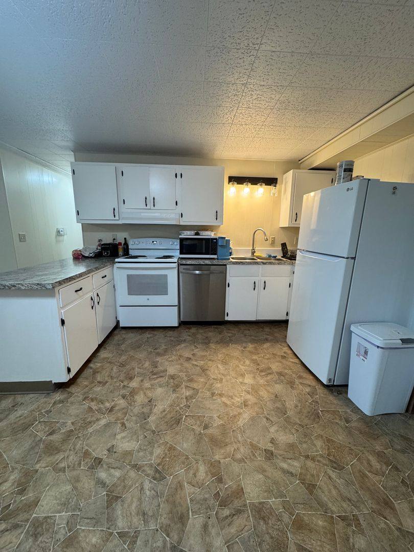 Apartment for rent at 6407 Harvey B, Klamath Falls, OR 97603