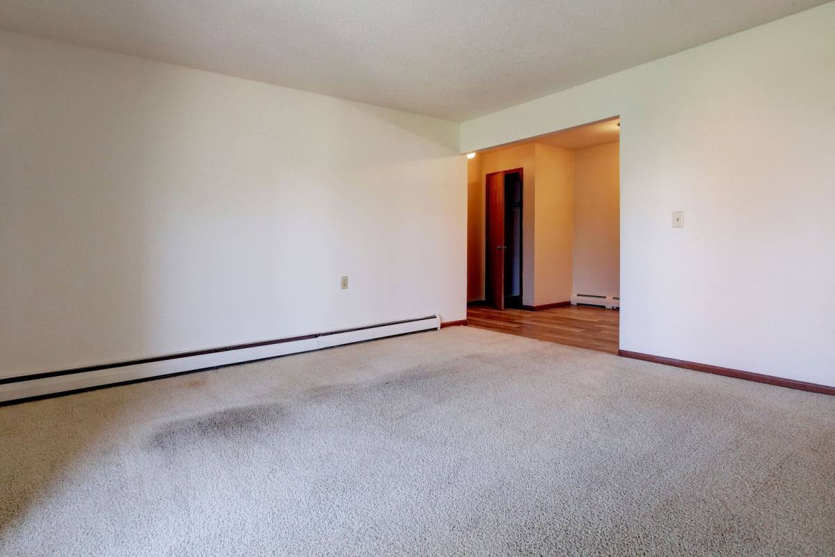 Apartment for rent at 319 Oxford Court #4, Holland, MI 49423
