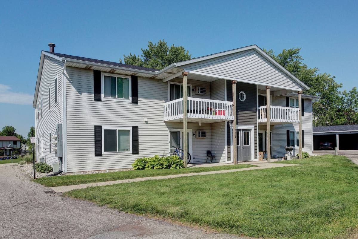 Apartment for rent at 319 Oxford Court #4, Holland, MI 49423
