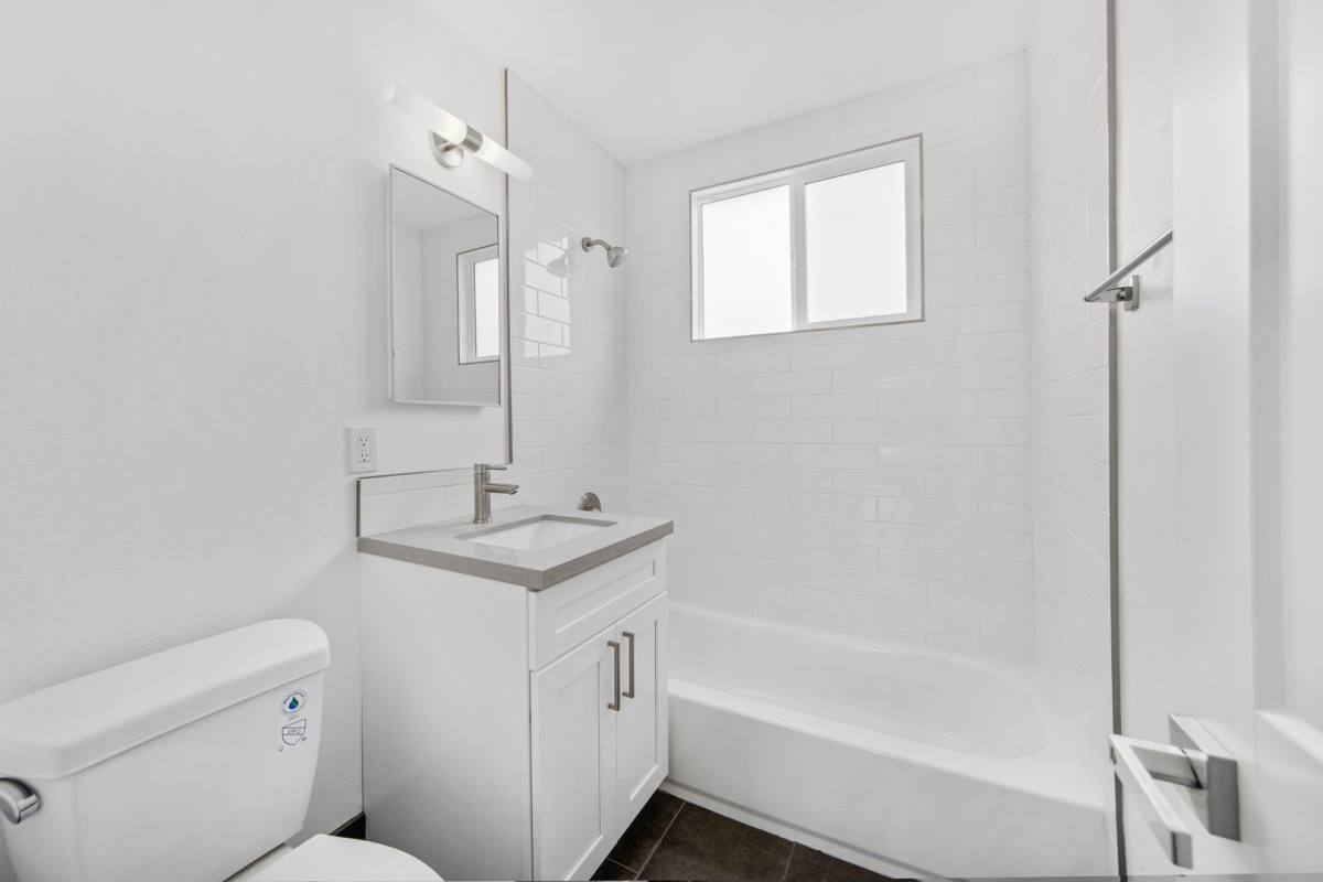 Apartment for rent at 1725 Freeman Ave, Long Beach, CA 90804