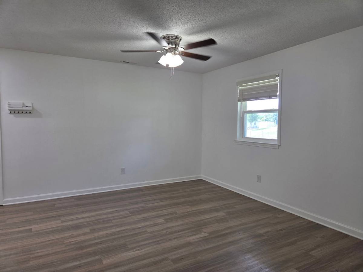 House for rent at 217 Foxwood Dr, Maiden, NC 28650