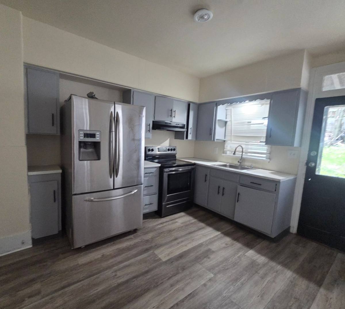 House for rent at 721 W Market St, Pottsville, PA 17901