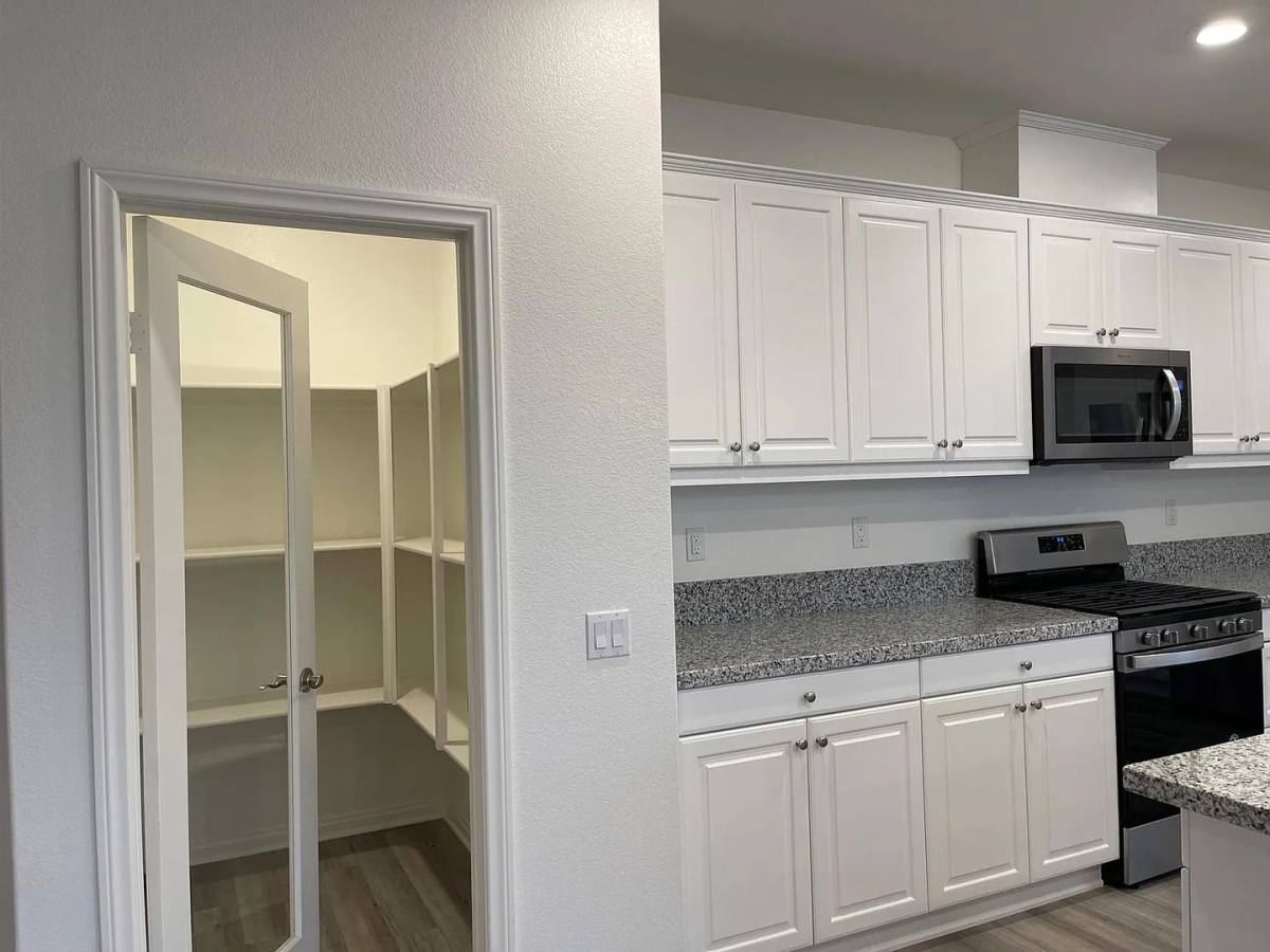 House for rent at 8277 Country Mile Lane, Riverside, CA 92507
