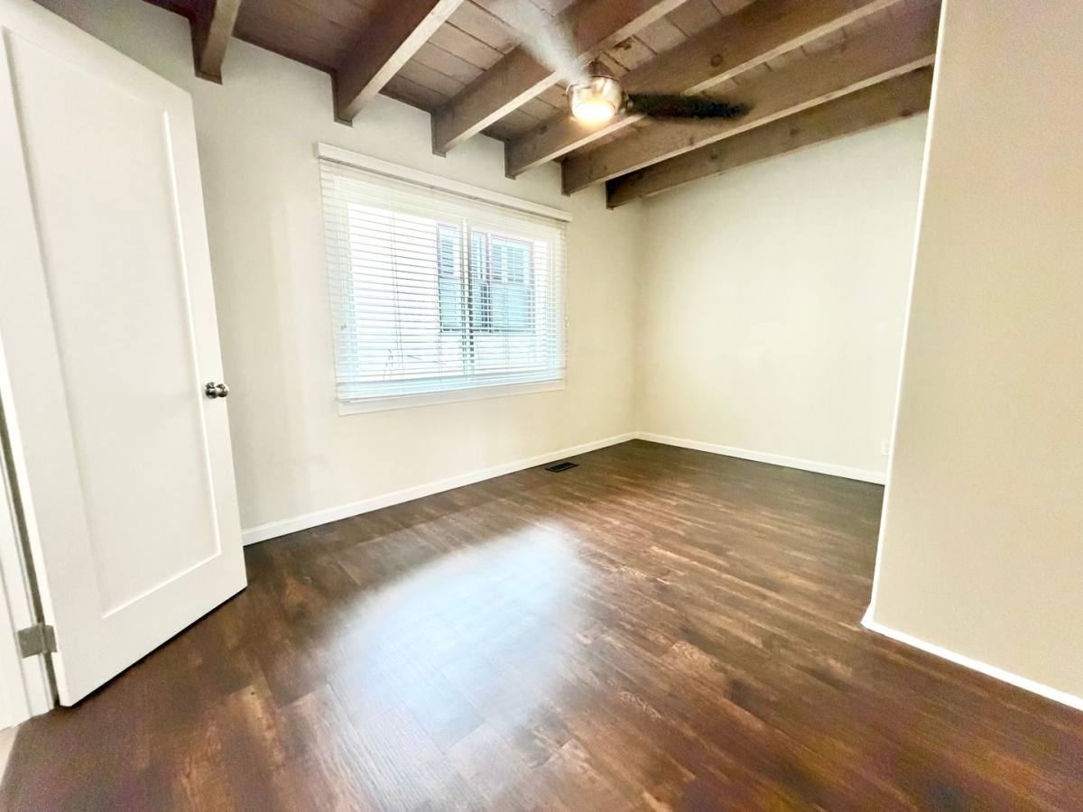Apartment for rent at 1926 Ivy St, San Mateo, CA 94403