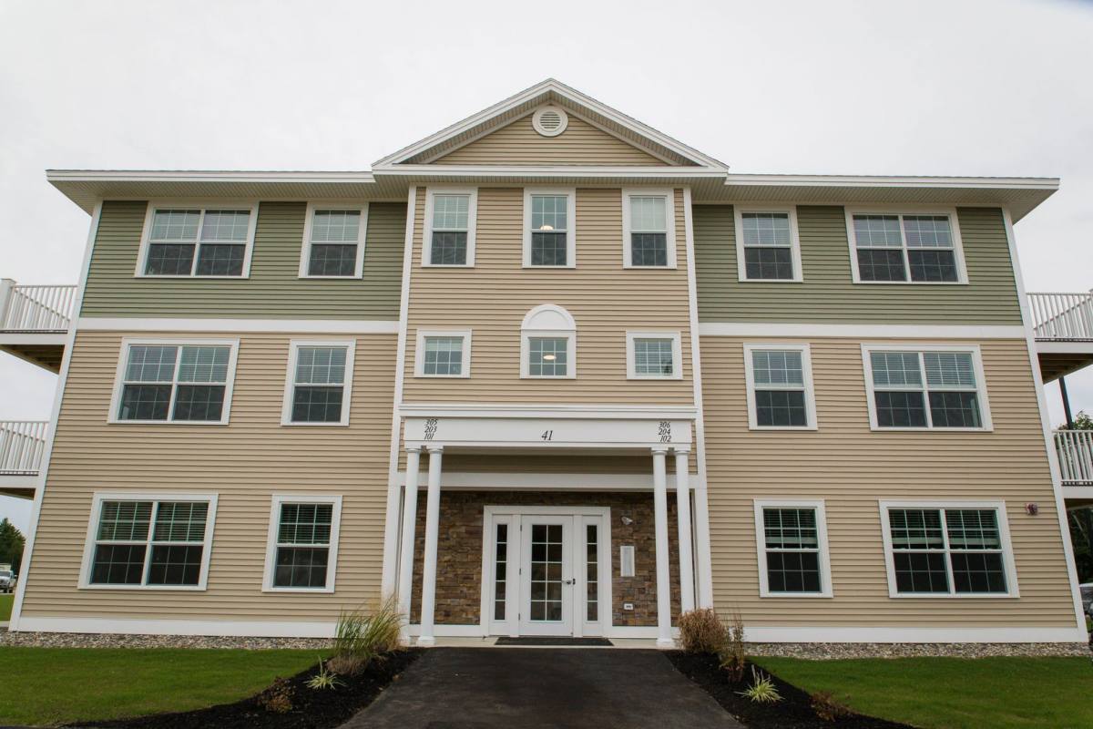 Apartment for rent at 70 B Premier Dr, Lisbon, ME 04250