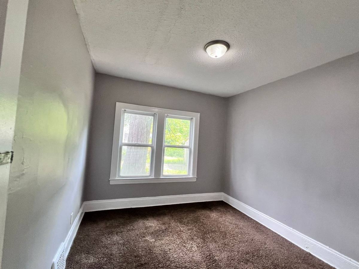 Apartment for rent at 3362 E 145th St, Cleveland, OH 44120