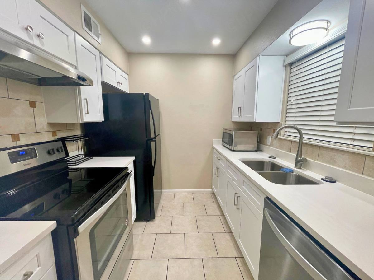 Condo for rent at 6718 Callaghan, San Antonio, TX 78229