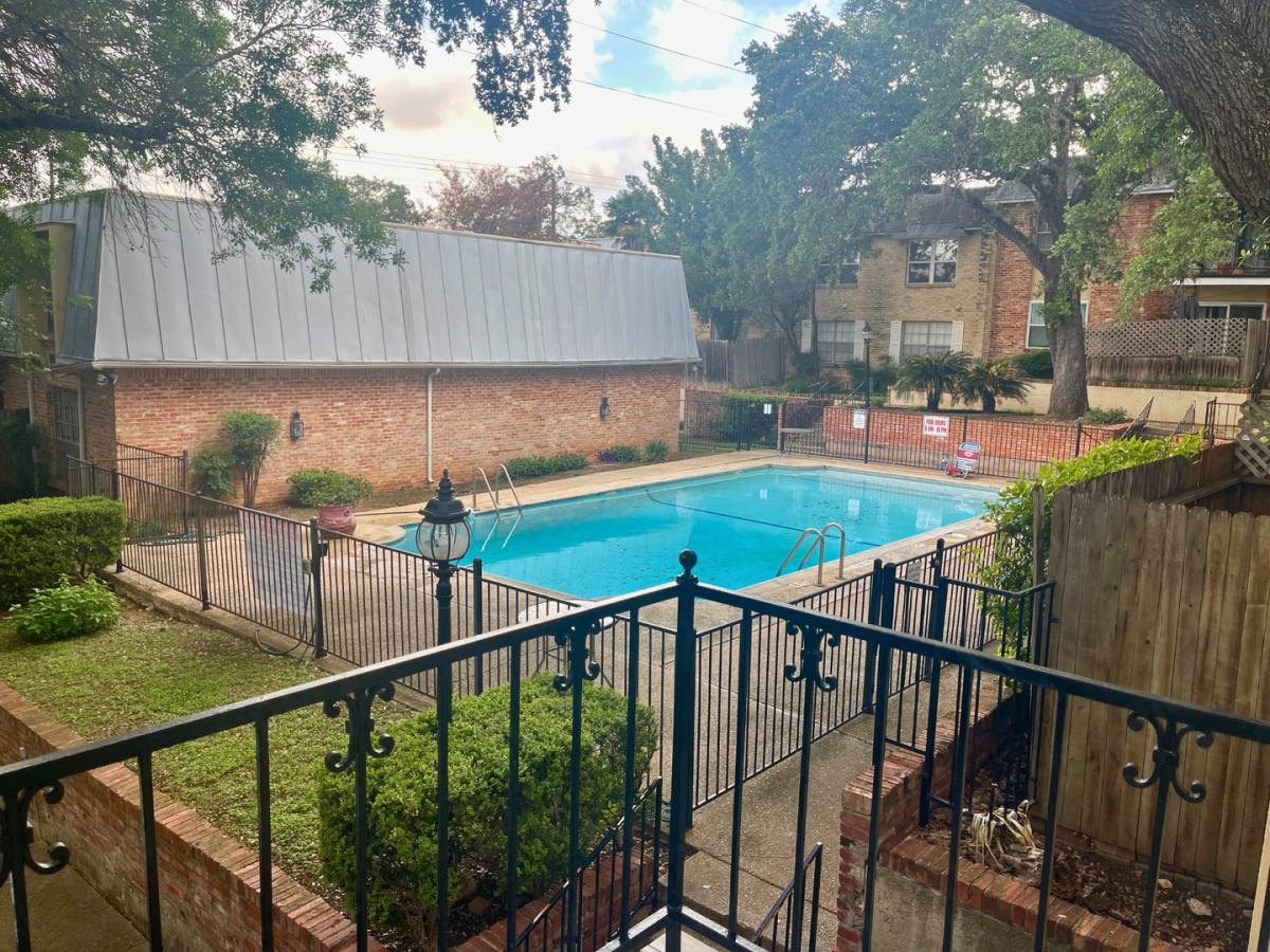 Condo for rent at 6718 Callaghan, San Antonio, TX 78229