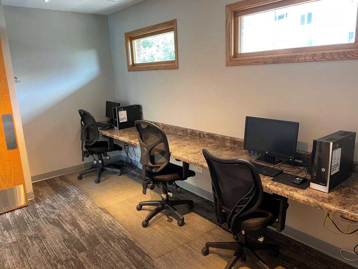 Townhouse for rent at 2355 White Birch Lane, Joliet, IL 60435