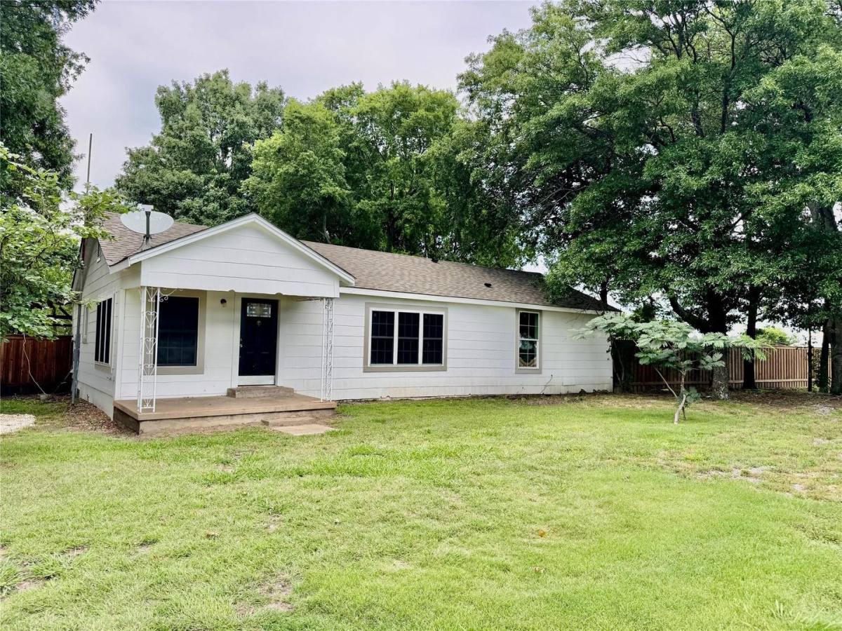 House for rent at 1197 FM, Sherman, TX 75090