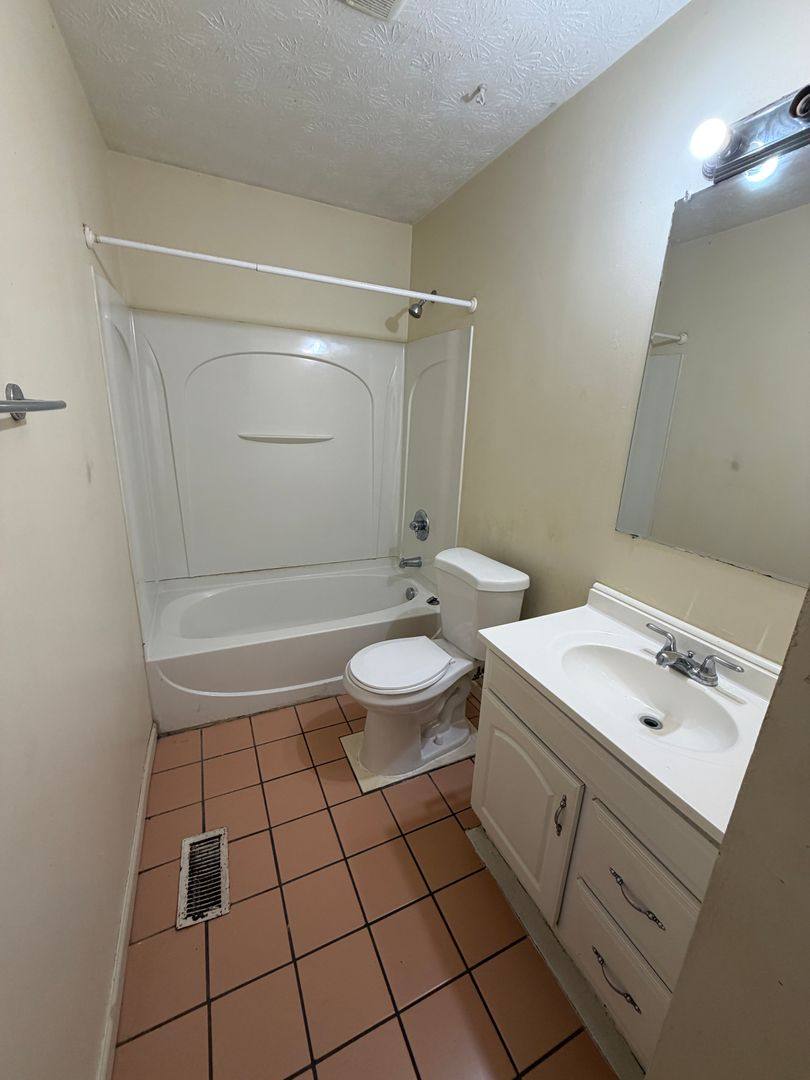 House for rent at 777 W Galbraith Rd, Cincinnati, OH 45231