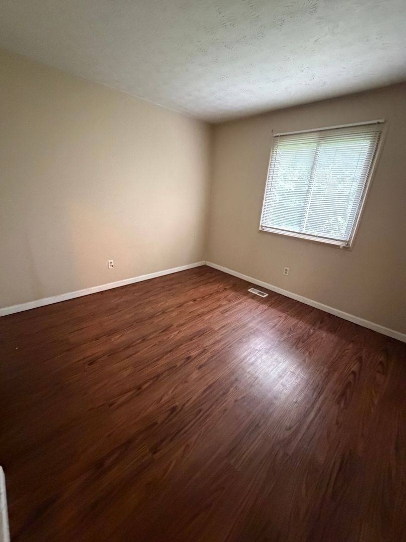 House for rent at 777 W Galbraith Rd, Cincinnati, OH 45231